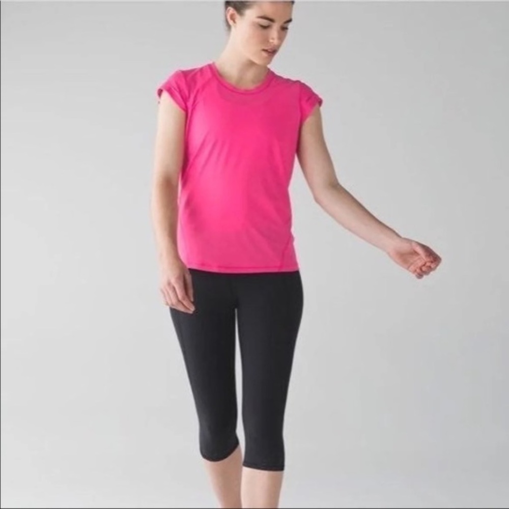 Make Offer Lululemon Sunaway Runaway Tee